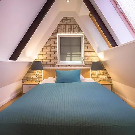 Rent A Flat - High Stadard アパート *